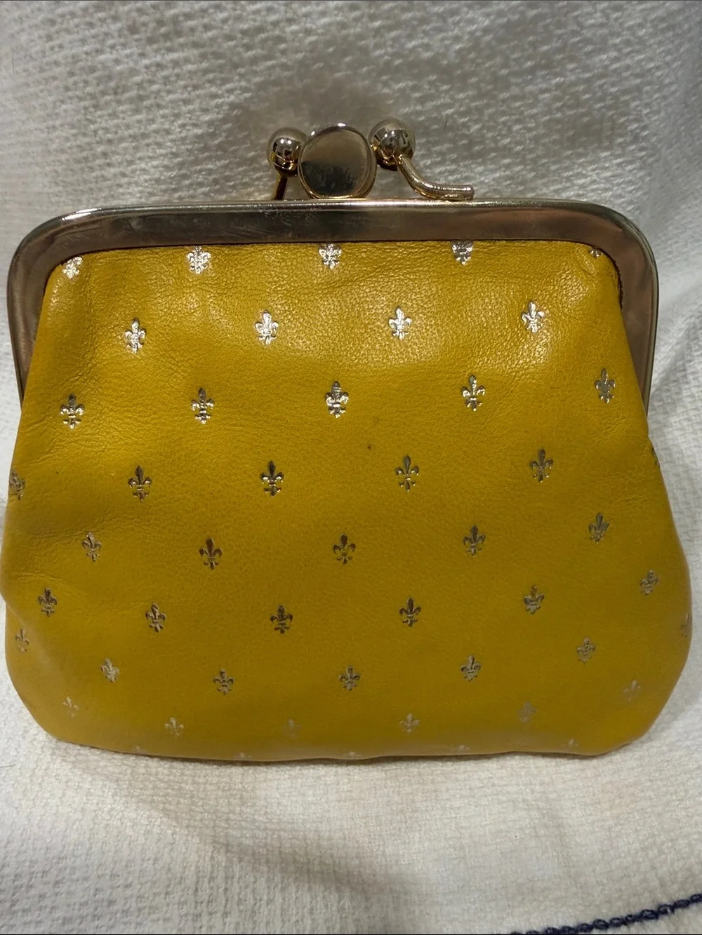 Gold Accented Vintage 50’s Kiss Lock Brown Suede inside Coin Purse Women’s bags